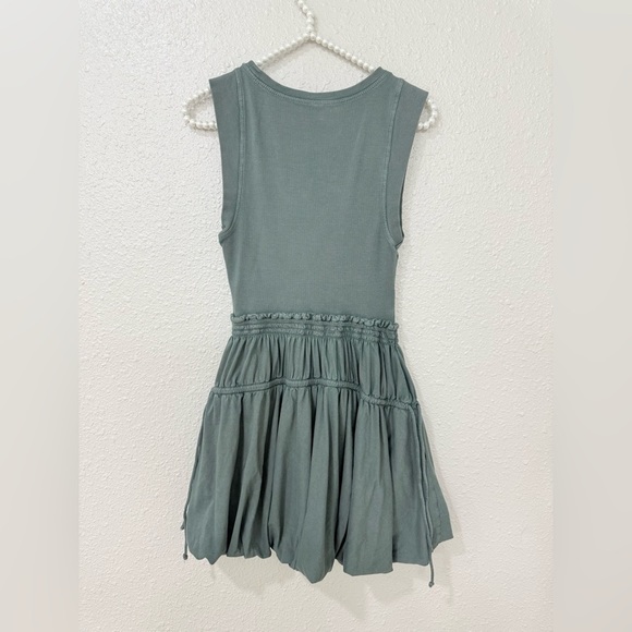 Daily Practice by Anthropologie Mini Bubble Dress
Ribbed Solid Smocked Sz S - Picture 8 of 14